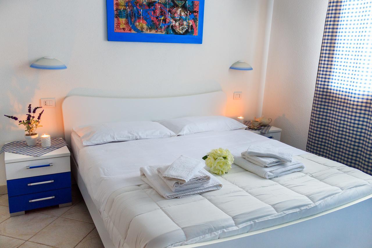 Sanpietroburgo 22 Appartement Olbia Buitenkant foto
